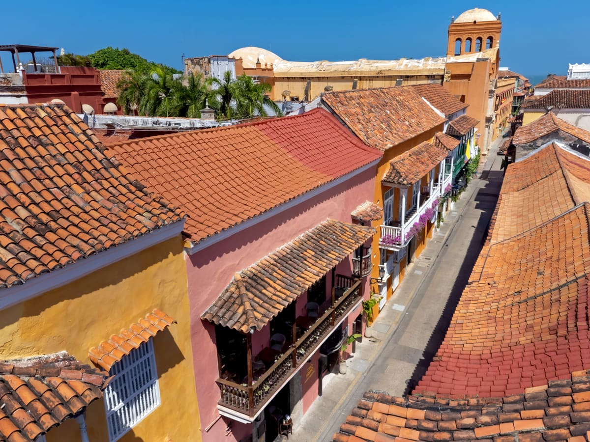 Vista desde la terraza a los tejados coloniales